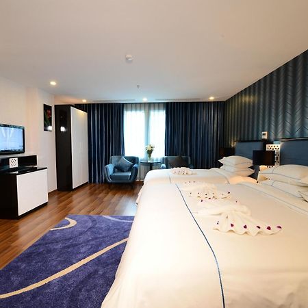 Hanoi Emerald Waters Hotel & Spa Habitación foto